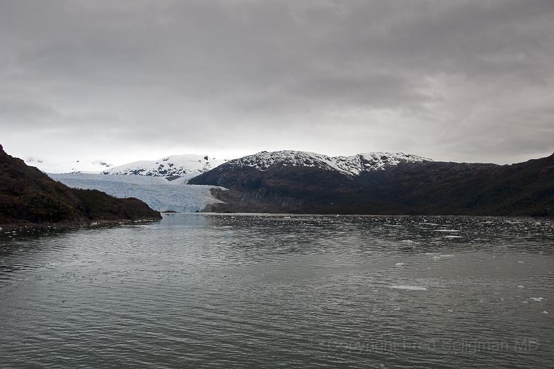 20071215 161515D2X 4200x2800.jpg - Cruising Chilean Fjords